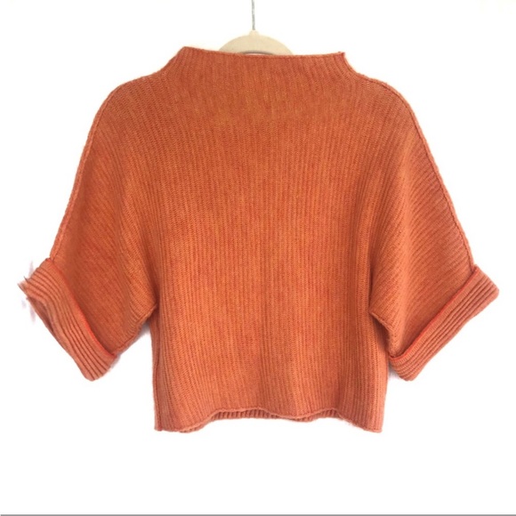 Salmon Knit Crop Sweater - Mock Neck from
Moth Clothing / Anthropologie Medium - Picture 2 of 6